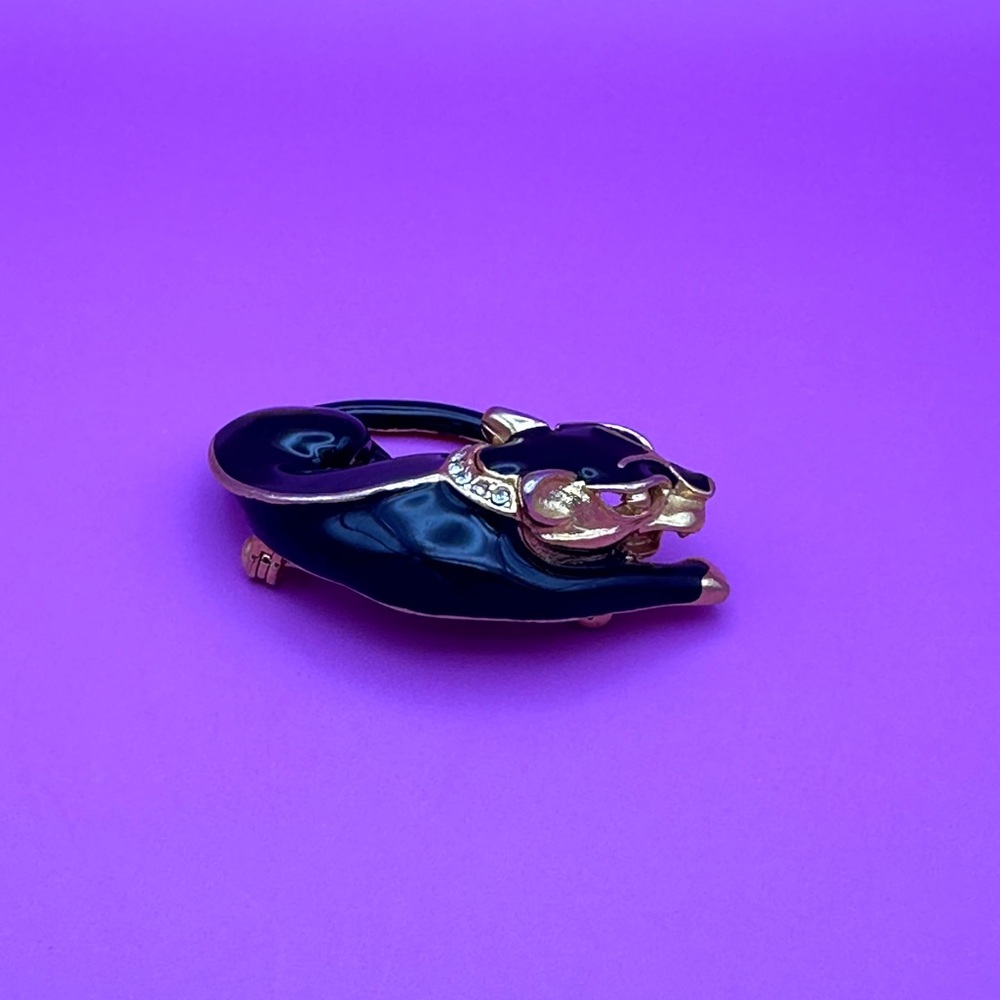Gerry Black Panther Gold Tone Brooch Enamel Rhinestone Pin - Picture 8 of 12